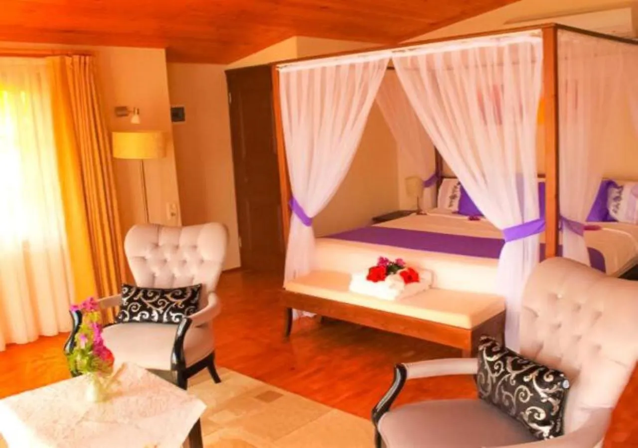 Aphrodite Hotel Бозбурун