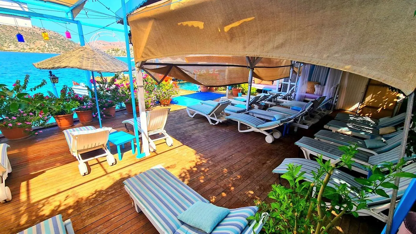 Aphrodite Hotel Бозбурун